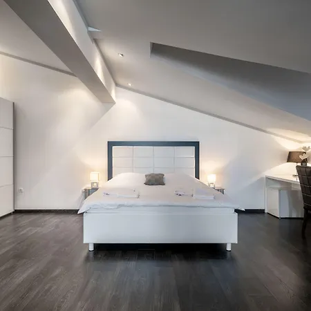 Inn The - Small Luxury Living